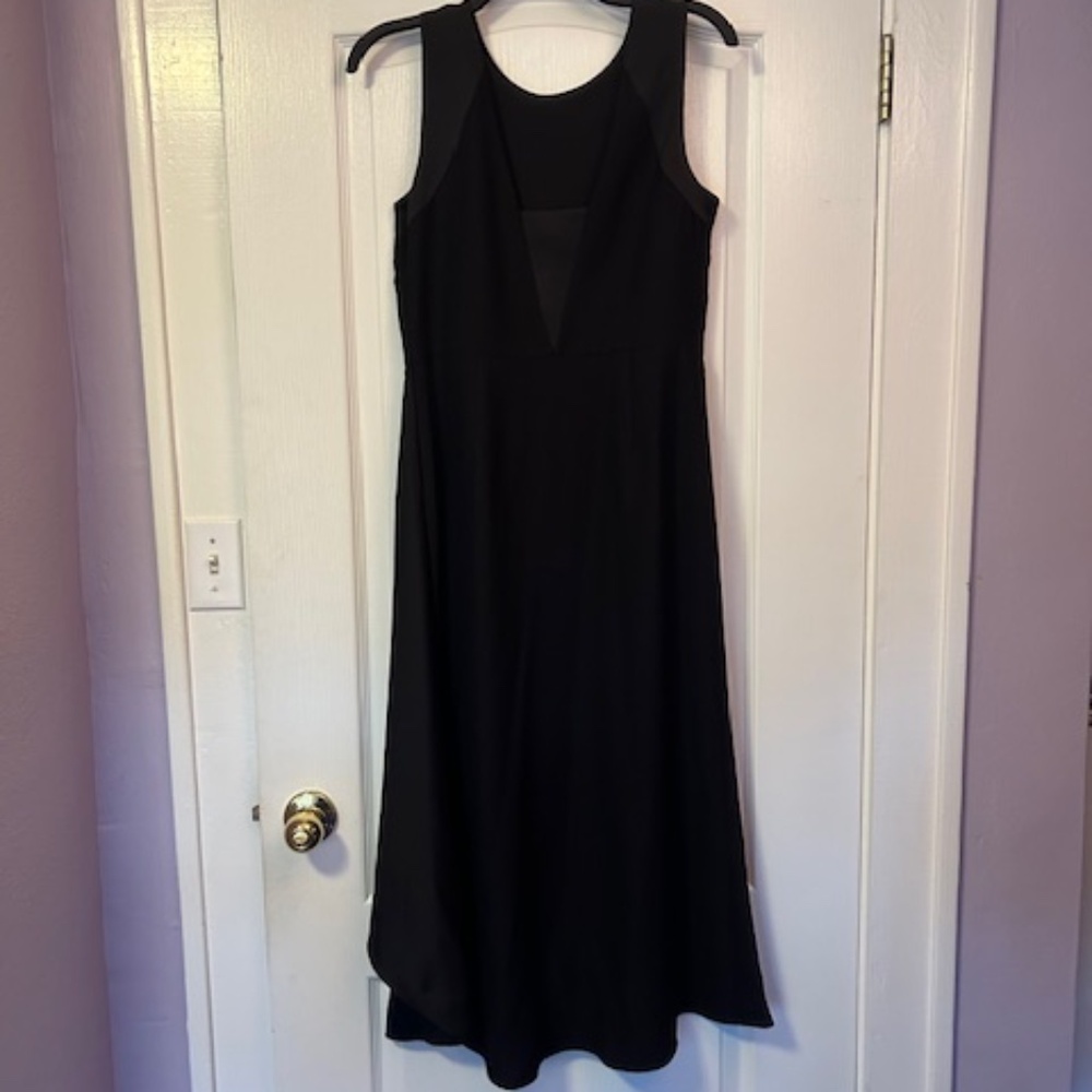 NWT -Banana Republic black dress - Size 6